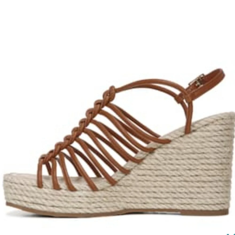 Via Spiga this stylish